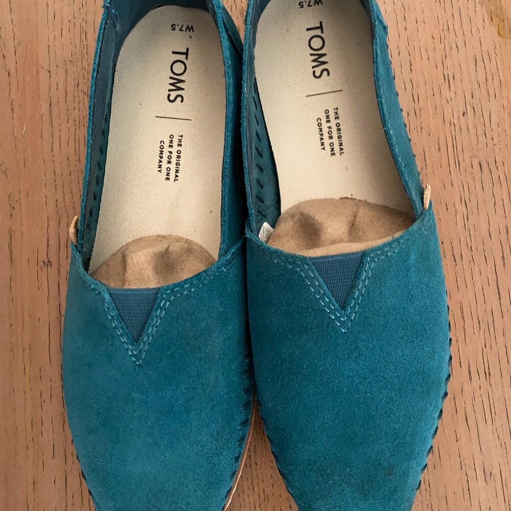 100% AUTHENTIC TOMS CLASSIC ALPARGATA WOMEN SUEDE SHOES, BRAND NEW Size 7.5 TEAL